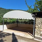 Villa Nikolas *